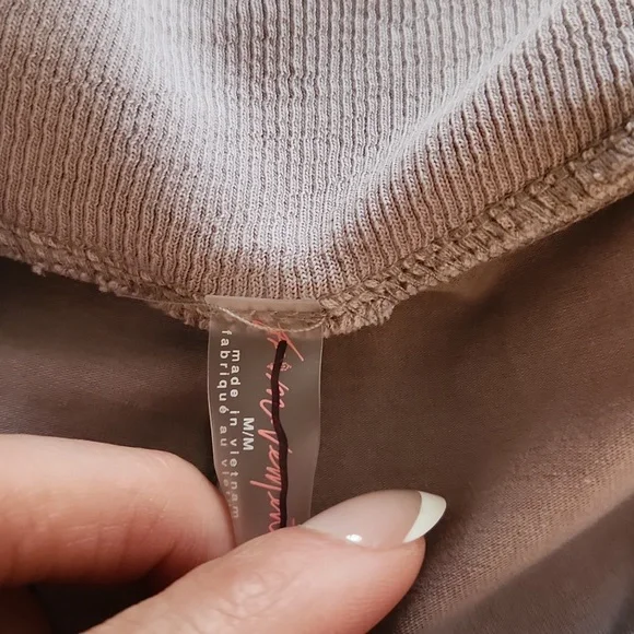 NWOT Free People Limitless Fitted Cotton Shorts Faded Mauve Size M - Picture 6 of 6